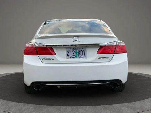 Used 2015 Honda Accord Sport image 5