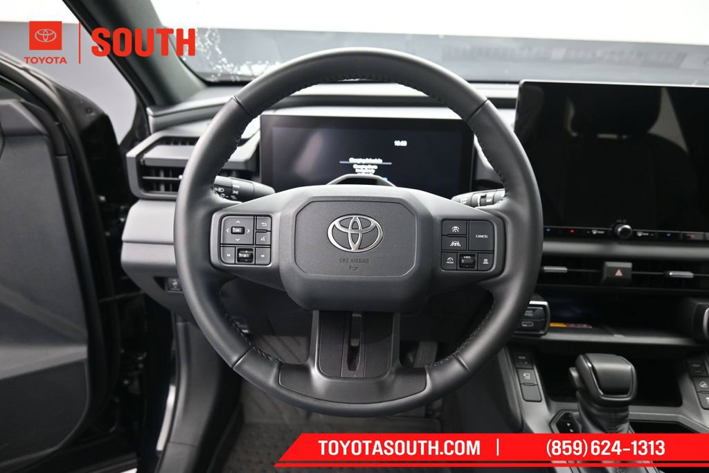 Used 2026 Toyota RAV4 XSE AWD/4WD image 22
