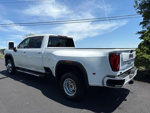 Used 2021 GMC Sierra 3500 Denali w/ Technology Package AWD/4WD image 3