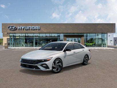 New 2025 Hyundai Elantra SEL