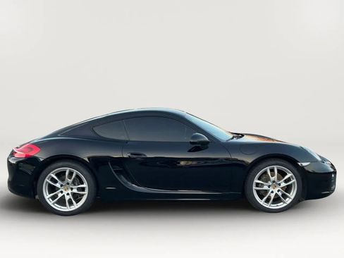 Used 2016 Porsche Cayman image 8
