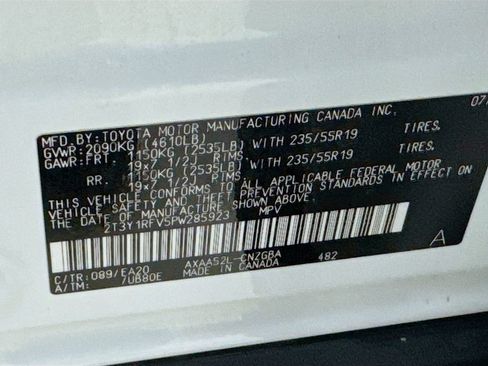 Used 2023 Toyota RAV4 Limited FWD image 40