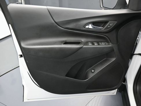 Used 2023 Chevrolet Equinox LT image 13