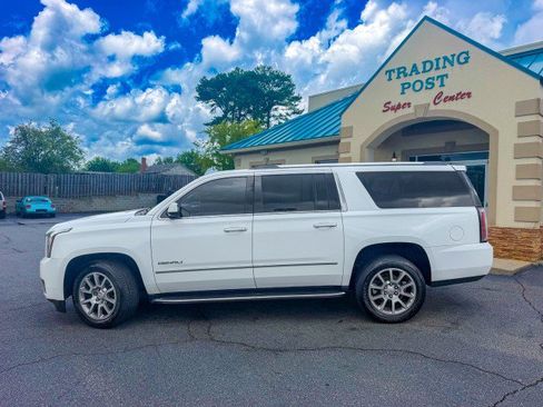 Used 2018 GMC Yukon XL Denali RWD image 33