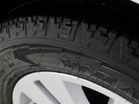 Used 2017 Subaru Outback 2.5i Premium image 20