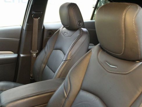 Used 2023 Cadillac XT4 Premium Luxury image 20