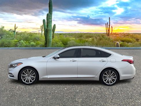 Used 2018 Genesis G80 5.0 Ultimate image 3