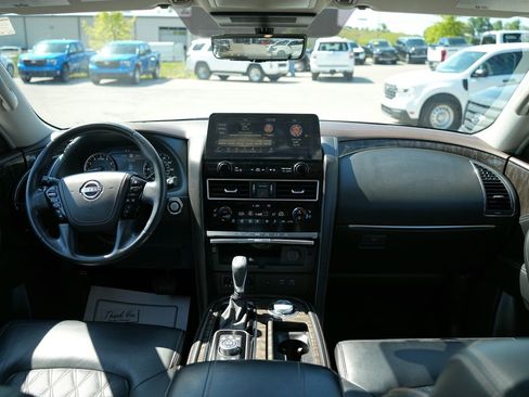 Used 2024 Nissan Armada Platinum w/ Cargo Package AWD/4WD image 10