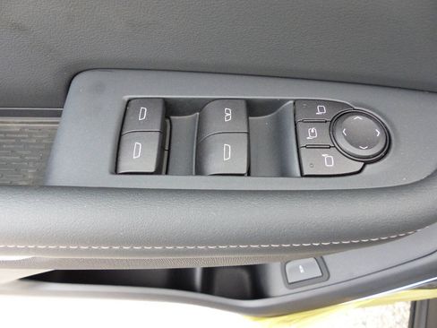 Used 2026 Buick Enclave Preferred w/ LPO, Floor Liner Package FWD image 23