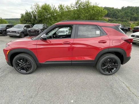 New 2026 Chevrolet TrailBlazer LT w/ Convenience Package AWD/4WD image 4