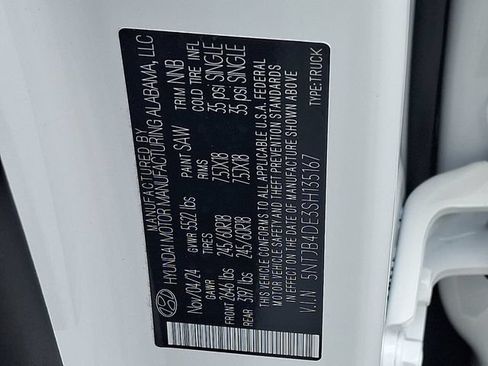 Used 2025 Hyundai Santa Cruz SEL FWD image 28