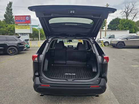 Used 2020 Toyota RAV4 XLE w/ All Weather Liner Package AWD/4WD image 10