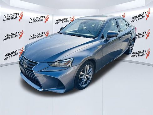 Used 2018 Lexus IS 300 image 7