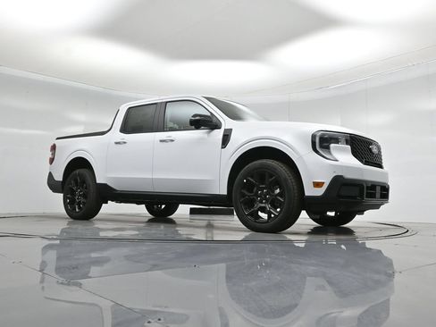 Used 2026 Ford Maverick Lariat w/ Black Appearance Package AWD/4WD image 3