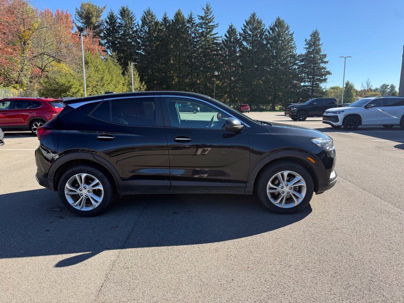 Used 2022 Buick Encore GX Preferred w/ Cold Weather Comfort Package AWD/4WD image 13