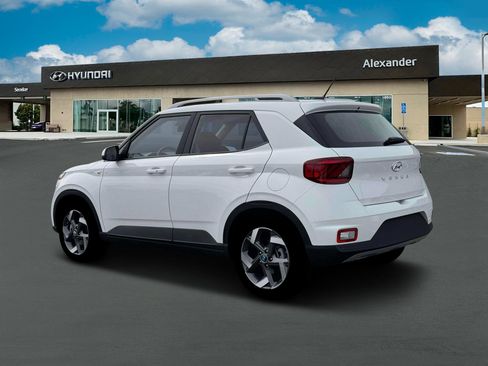 New 2026 Hyundai Venue SEL image 4