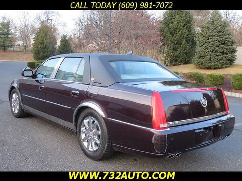 Used 2009 Cadillac DTS image 10