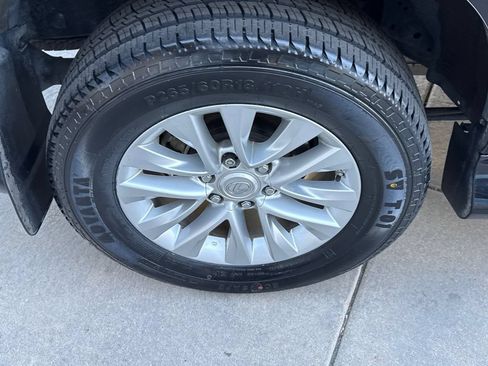 Used 2019 Lexus GX 460 Premium w/ Premium Package AWD/4WD image 12