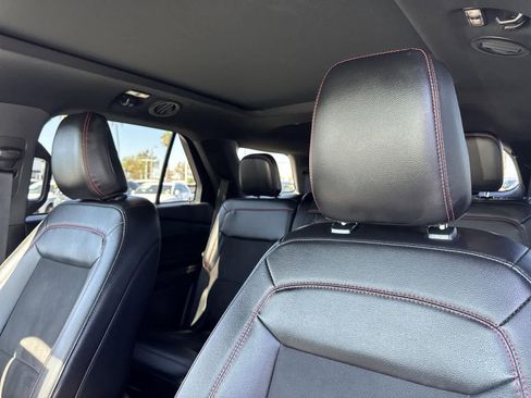 Used 2024 Ford Explorer ST-Line w/ Class IV Trailer Tow Package image 25