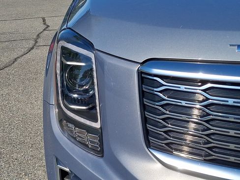 Used 2020 Kia Telluride EX w/ EX Premium Package AWD/4WD image 9
