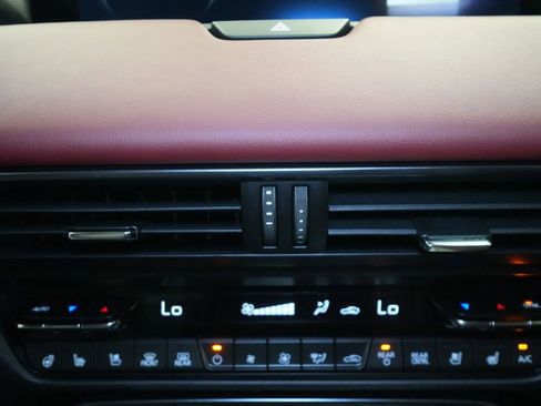 New 2025 MAZDA CX-70 Plug-In Hybrid w/ Premium Plus image 46