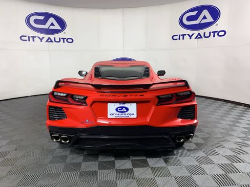 Used 2022 Chevrolet Corvette Stingray Coupe w/ Z51 Performance Package image 4