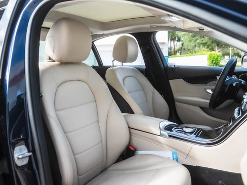 Used 2017 Mercedes-Benz C 300 Sedan image 25