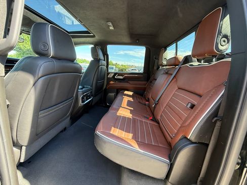 Used 2024 GMC Sierra 2500 Denali Ultimate w/ Max Trailering Package AWD/4WD image 26