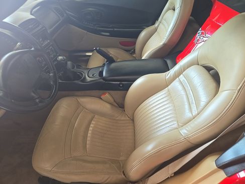 Used 2003 Chevrolet Corvette Convertible w/ Preferred Equipment Group1 RWD image 9