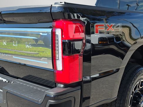 Certified 2023 Ford F350 Platinum image 37