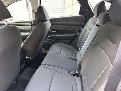 Used 2025 Hyundai Tucson SE AWD/4WD image 19