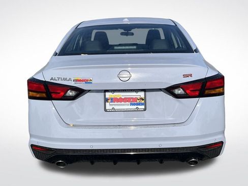 New 2025 Nissan Altima 2.5 SR w/ SR Premium Package image 4