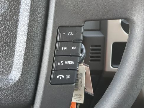 Used 2013 Ford F150 XLT w/ Trailer Tow Pkg image 21