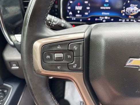 Used 2024 Chevrolet Silverado 2500 High Country w/ Technology Package AWD/4WD image 11