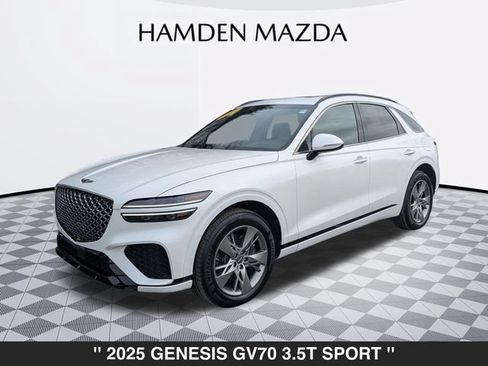 Used 2025 Genesis GV70 3.5T Sport AWD/4WD image 8