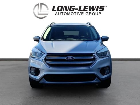 Used 2017 Ford Escape SE w/ Equipment Group 201A image 8