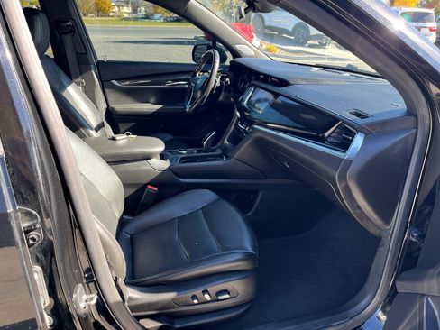 Used 2021 Cadillac XT6 Sport image 9