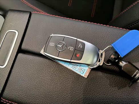 Certified 2023 Mercedes-Benz EQB 300 4MATIC image 14