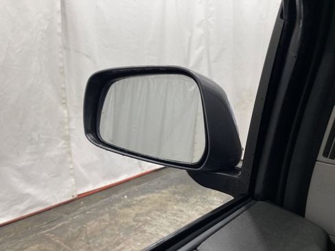 Used 2019 Nissan Frontier PRO-4X image 19