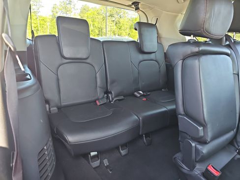 Used 2017 Nissan Armada SL image 12