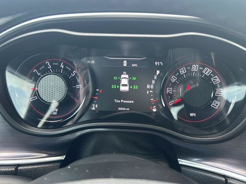 Used 2018 Dodge Challenger SXT Plus RWD image 9
