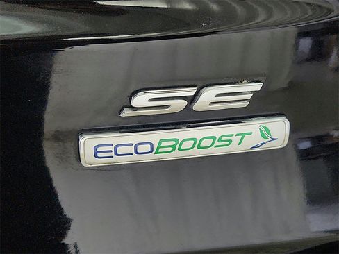 Used 2019 Ford Fusion SE image 30