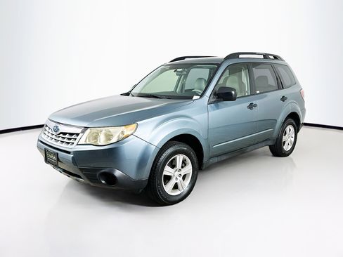 Used 2012 Subaru Forester 2.5X w/ Alloy Wheel Pkg image 3