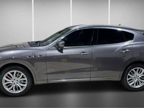 Used 2022 Maserati Levante GT image 4