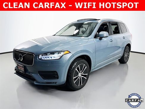 Used 2020 Volvo XC90 T5 Momentum image 2