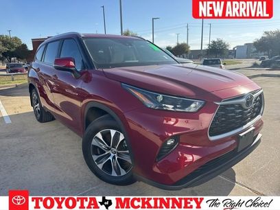 Used 2023 Toyota Highlander XLE