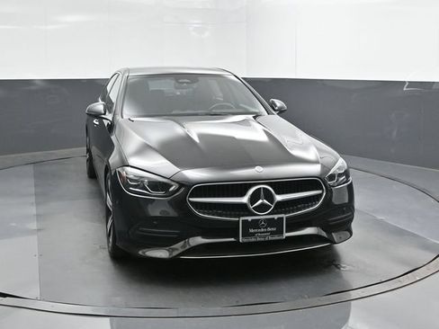 Used 2025 Mercedes-Benz C 300 Sedan image 17