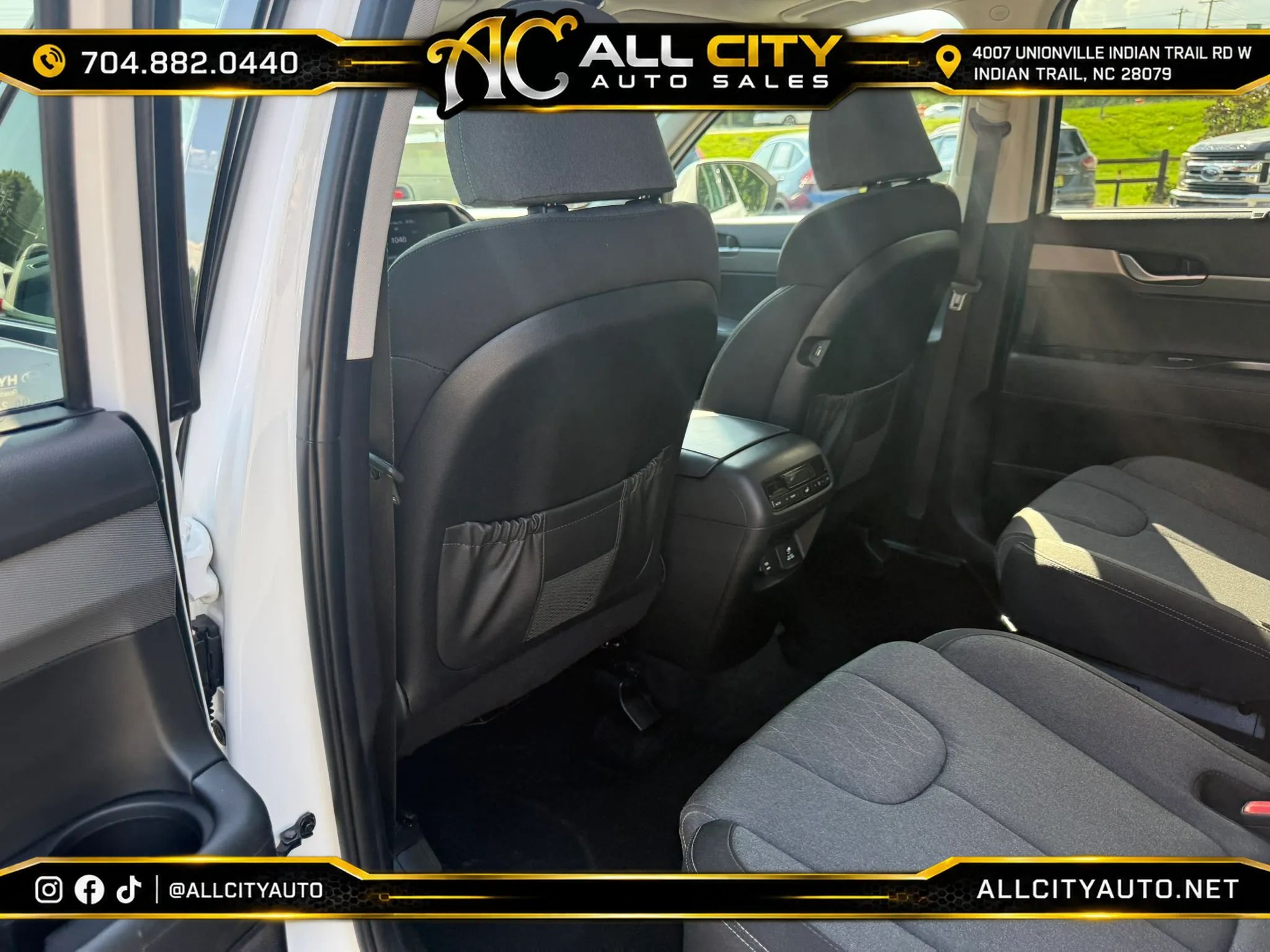 Used 2021 Hyundai Palisade SEL w/ Convenience Package FWD image 25