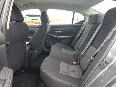 Certified 2020 Nissan Sentra SV FWD image 11