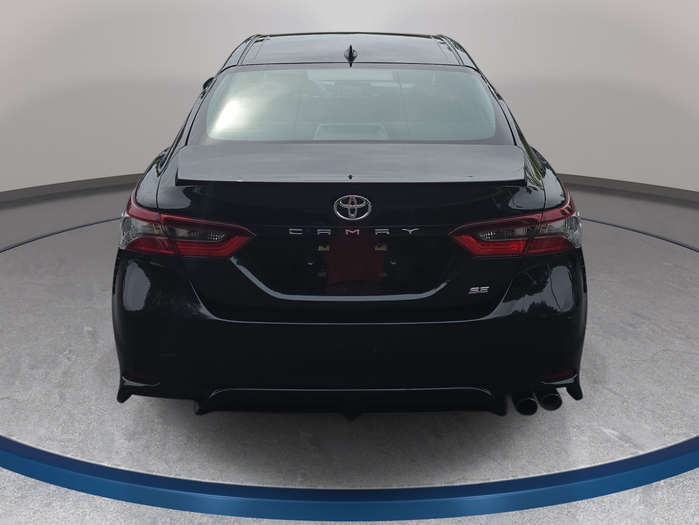 Used 2023 Toyota Camry SE FWD image 6